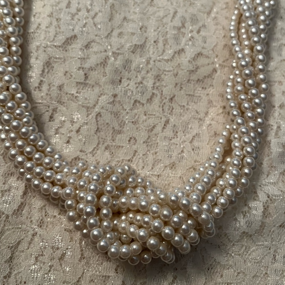 Napier/vintage 8 strand faux pearl twisted knot adjustable necklace, 18” - Picture 3 of 3